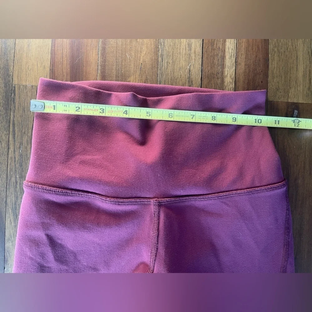 ALO yoga moto legging burgundy XXS